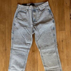 NWT Banana Republic Curvy Straight Light Wash Jeans-Size 29